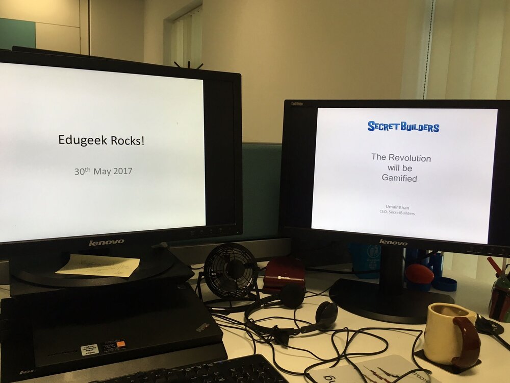 2Slidedesks.jpg
