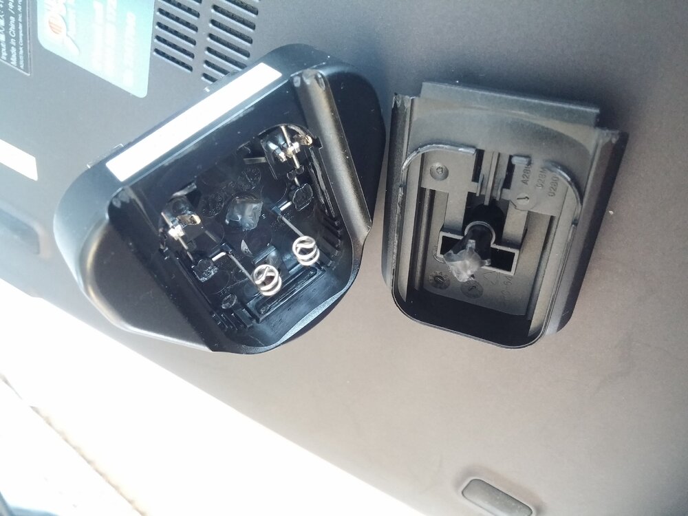 Asus s200e charger broken.jpg