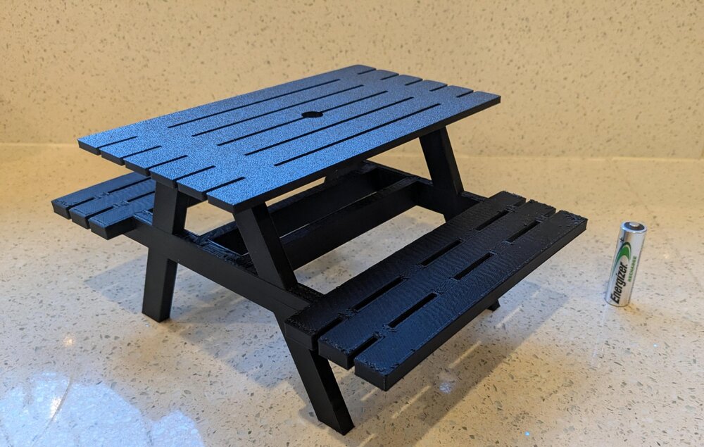 Bench2.jpg