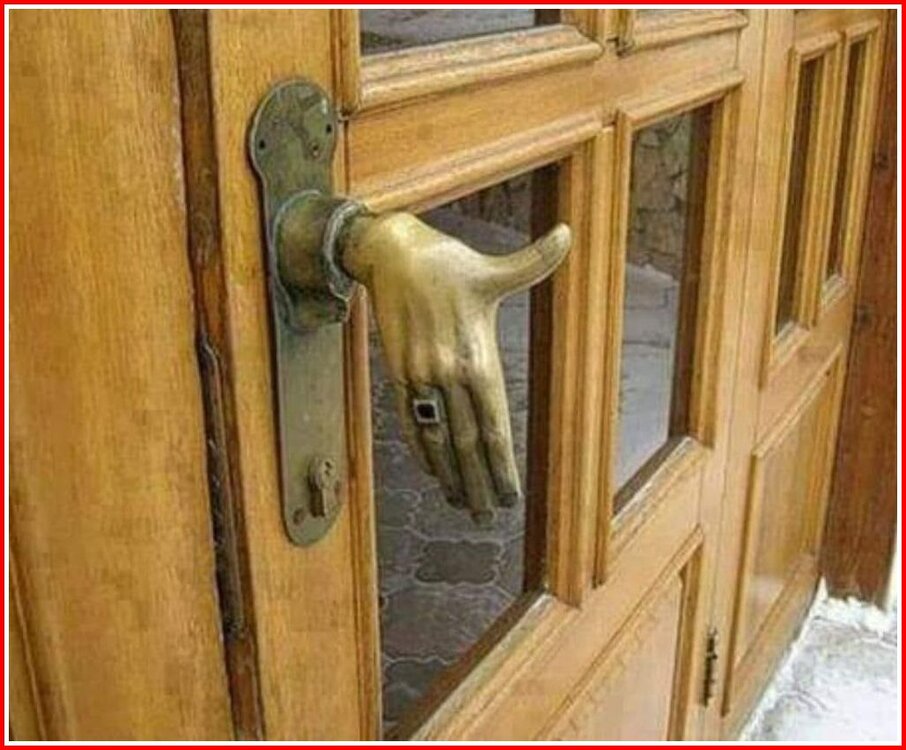Door Handle.jpg