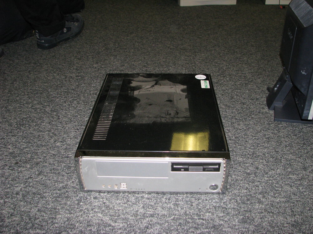 Evercase_front.jpg