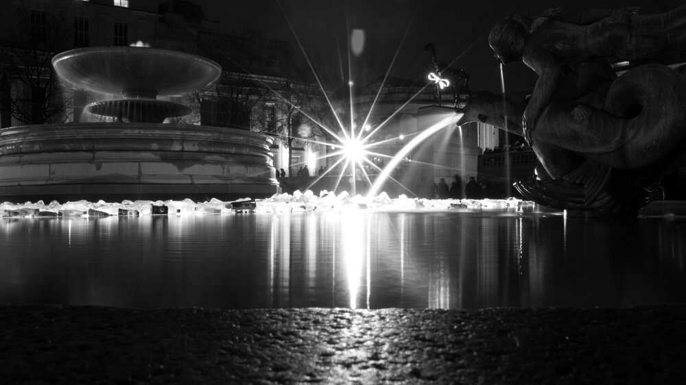 Fountain 16-9 B-W.jpg