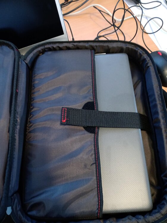 Laptop 2.jpg