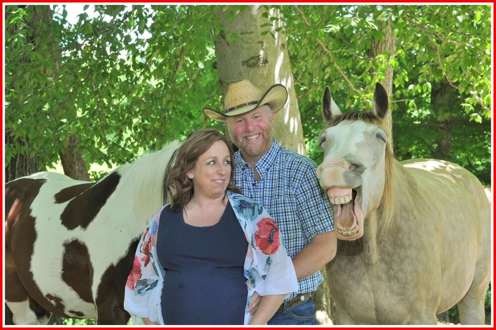 Maternity Photo Shoot 3.jpg