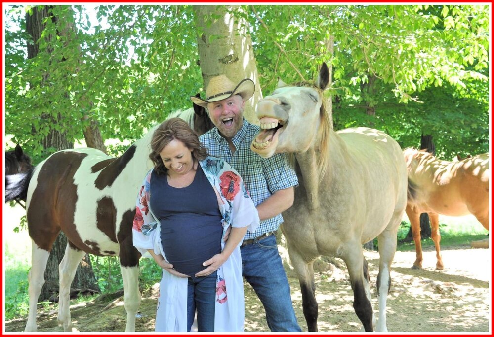 Maternity Photo Shoot 4.jpg
