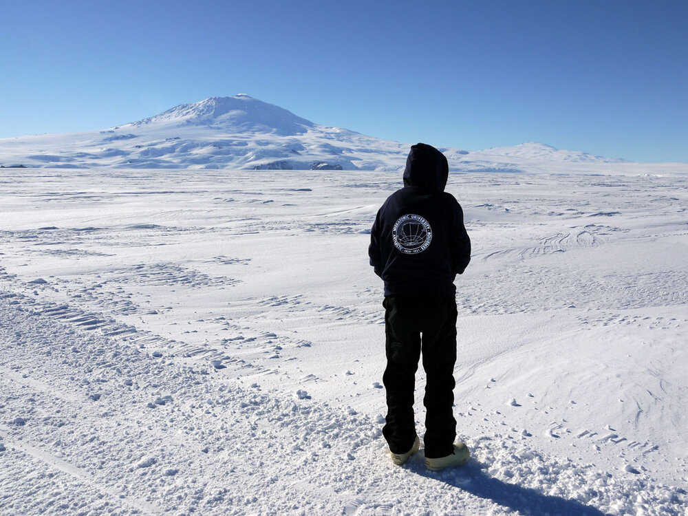 Mt-Erebus-lg.jpg