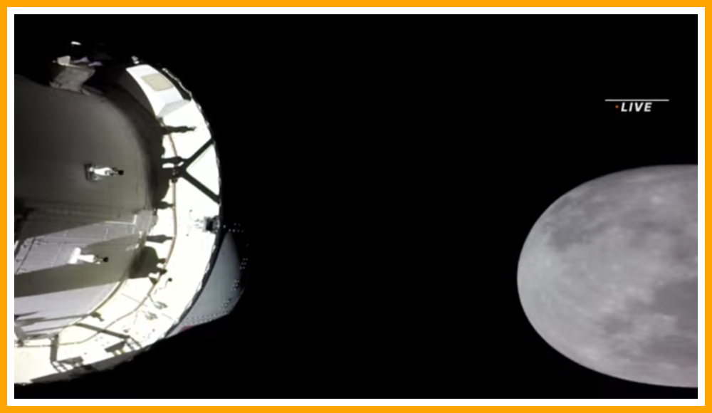Orion With Moon In Shot 05.12.2022.png