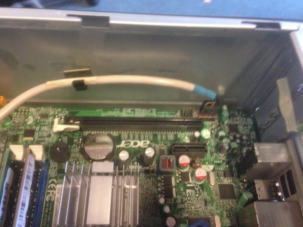 PCI-E.JPG