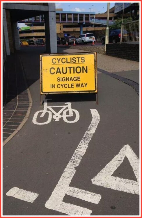 Signage In Cycleway.jpeg