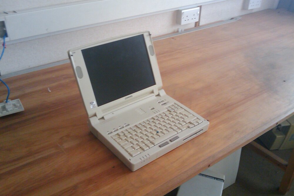 compaq.jpg