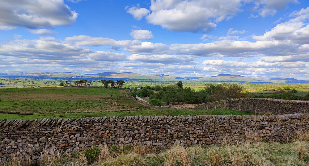 threepeaks.thumb.jpg.4c25c957552b7db9ab97699179fbe551.jpg