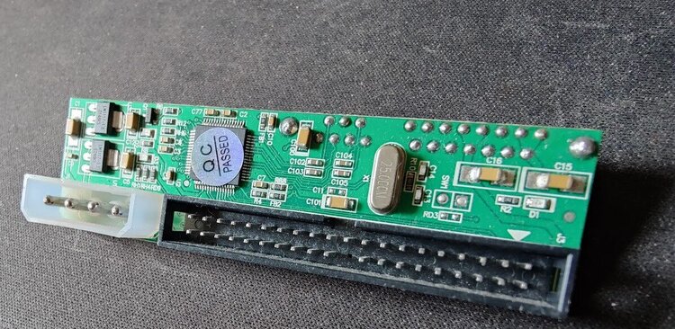 sata adaptor.jpg
