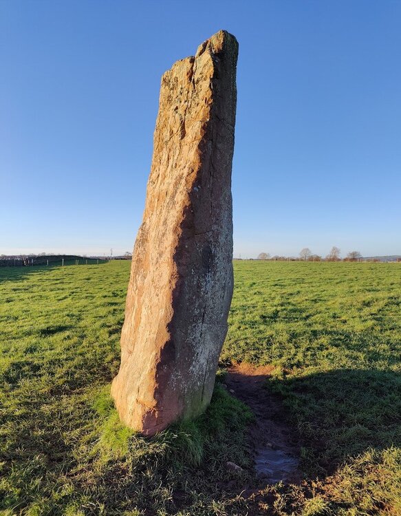 longmeg.thumb.jpg.c07fa643e02b54e354faab8fb8751857.jpg