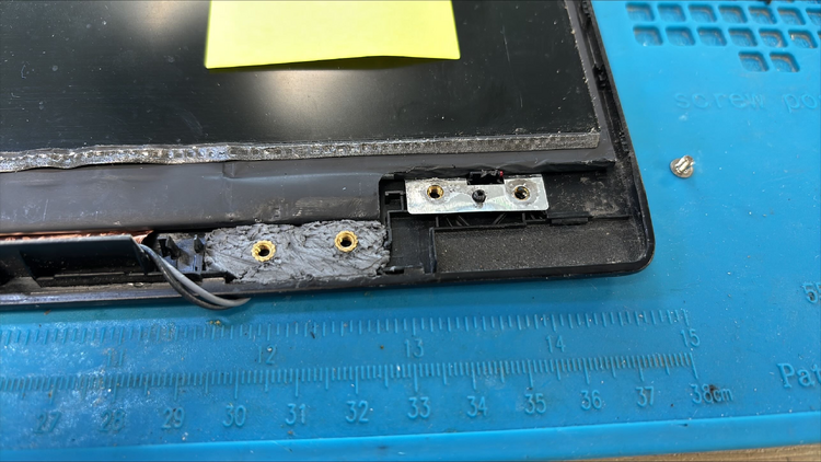 epoxy-putty.thumb.png.96a9118a2031d80706054f63d26ad491.png